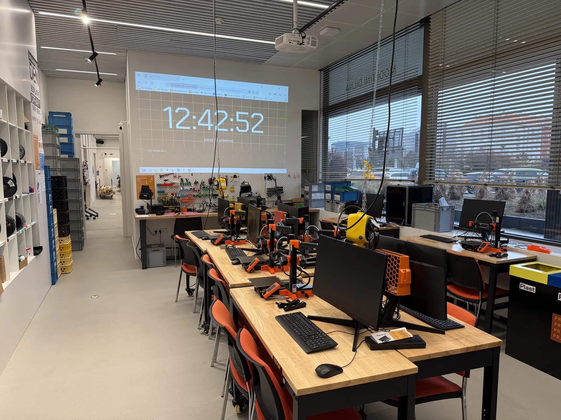 HWLab - učebna s počítači a 3D tiskárnami
